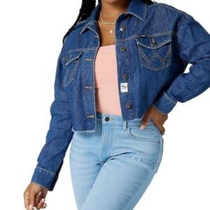 Wrangler Blue Denim Cropped Jacket.  Size L. EUC!